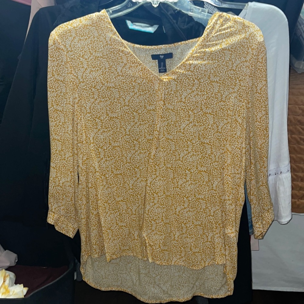 Women’s blouse